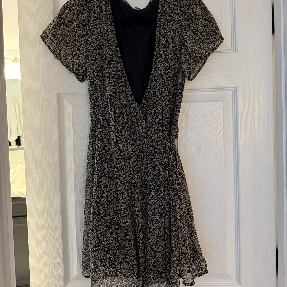 Abercrombie short sleeve wrap dress